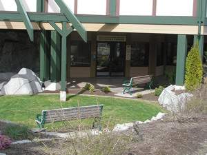 Senior
                    Centre